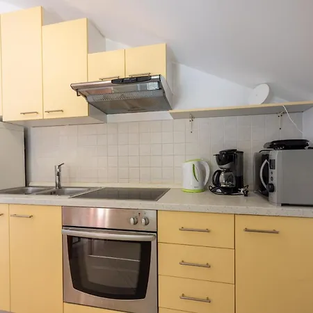 Apartments Petak Apartment Dramalj