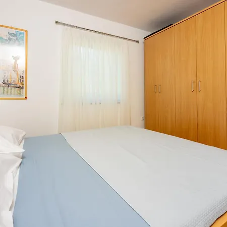 Apartments Petak Apartment Dramalj