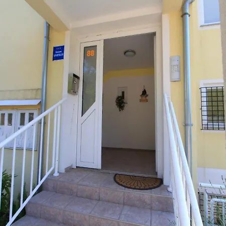 Apartment Apartments Petak